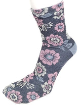 Load image into gallery viewer Made in Japan Japanese Style Floral Tabi Socks
