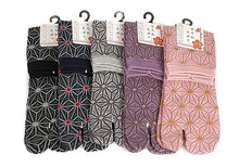 Load image into gallery viewer Japanese hemp leaves and polka dot tabi