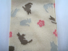 Load image into gallery viewer Japanese-made cat-pattern Tabi socks
