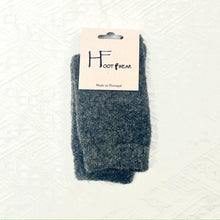 Load image into gallery viewer Made in Portugal Solid Wool Socks