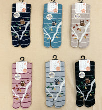 Load image into gallery viewer Japanese Owl Socks