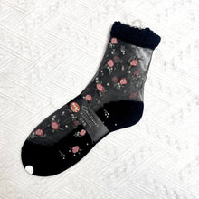 Load image into gallery viewer Cashmere-blend rose socks made in Japan