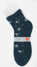 Load image into gallery viewer Small rose glossy socks made in Japan