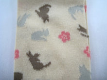 Load image into gallery viewer Japanese-made cat-pattern Tabi socks
