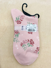 Load image into gallery viewer Rose socks made in Japan
