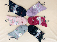 Load image into gallery viewer Rose socks made in Japan
