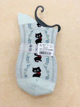 Load image into gallery viewer Japanese made bow tie cat socks
