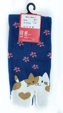 Load image into gallery viewer Japanese-made Cats Split Toe Socks
